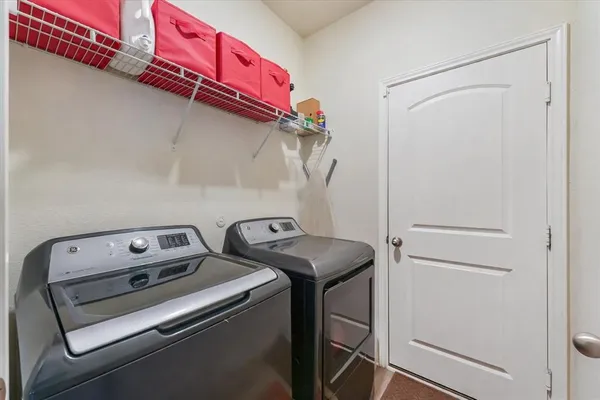 $325,000 | 909 South 1st Street, Sanger, TX 76266
