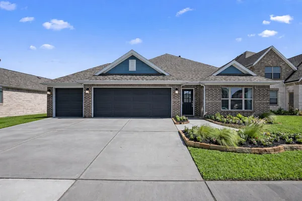 $2,950 | 21110 Bella Coral Drive, Cypress, TX 77433