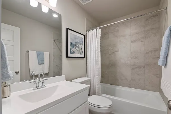 $2,950 | 21110 Bella Coral Drive, Cypress, TX 77433