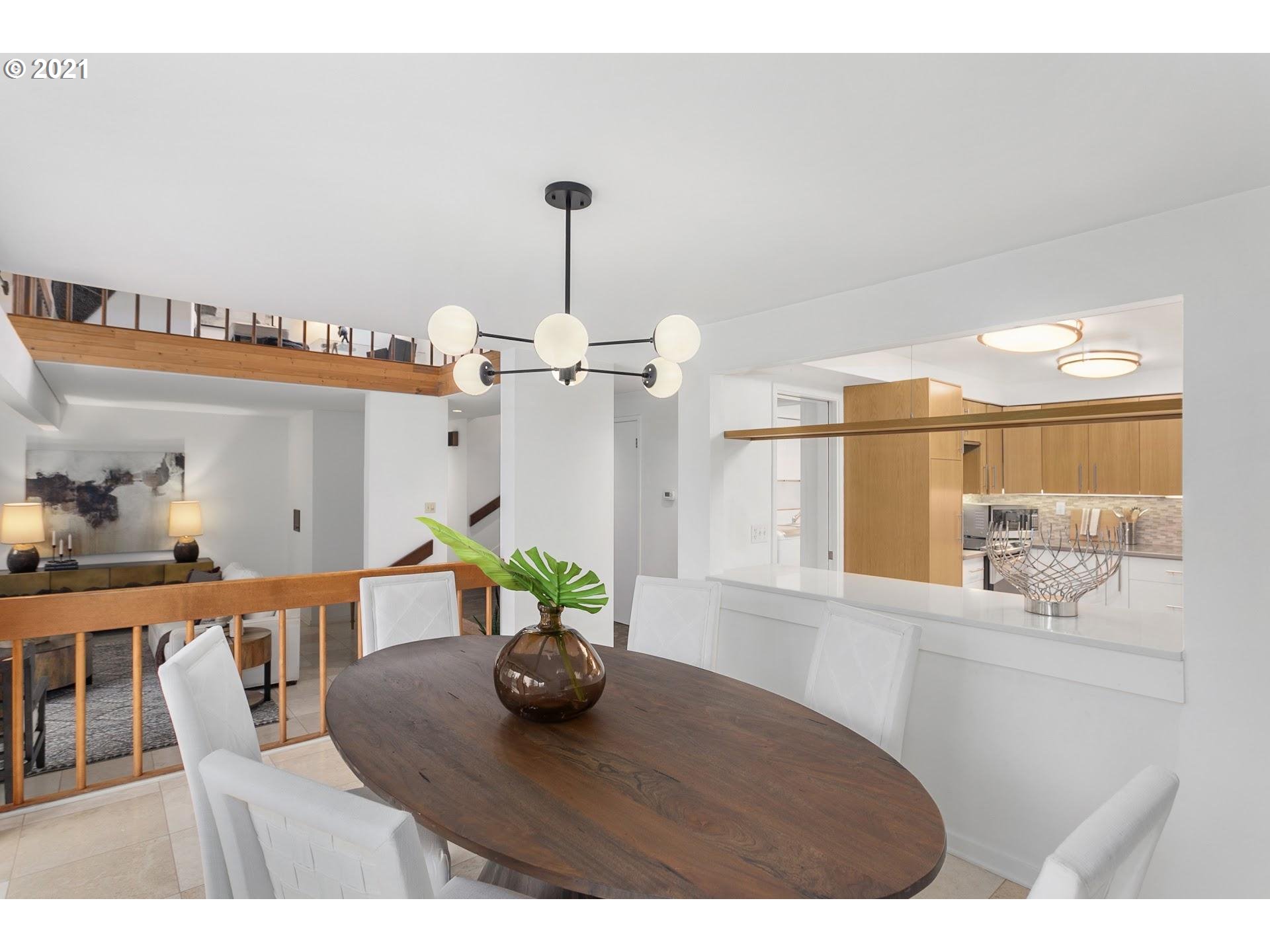 6550 Southwest Barnes Road Portland, OR 97225 - Photo 8 of 32 Gallery Image 8