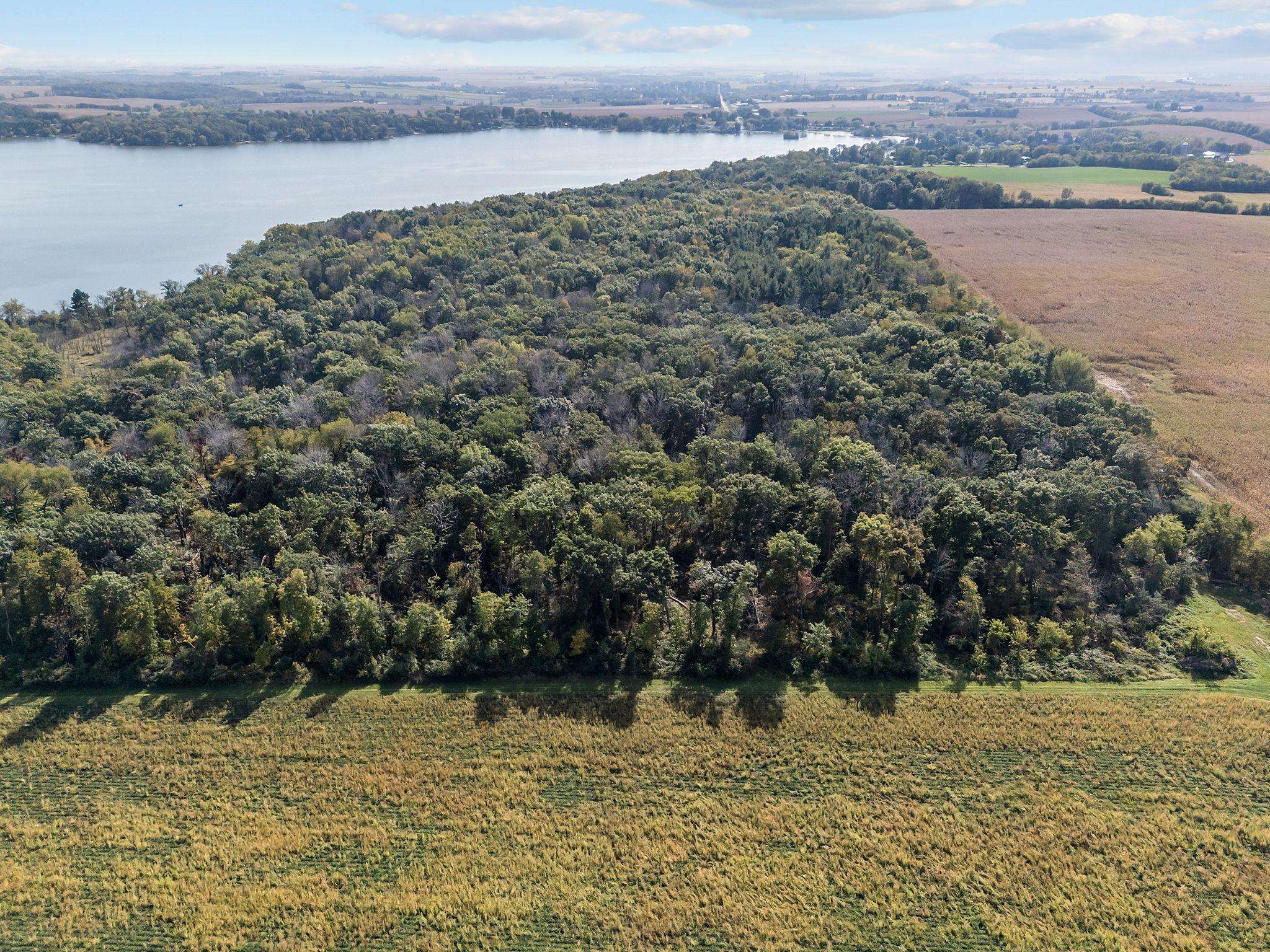W2186 Eric Road Markesan, WI 53946 - Photo 1 of 33