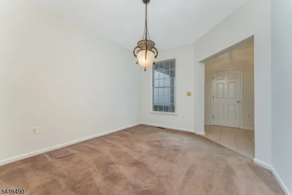 $589,900 | 4 Pinehurst Circle, Annandale, NJ 08801