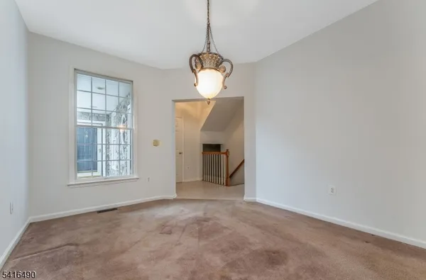 $589,900 | 4 Pinehurst Circle, Annandale, NJ 08801