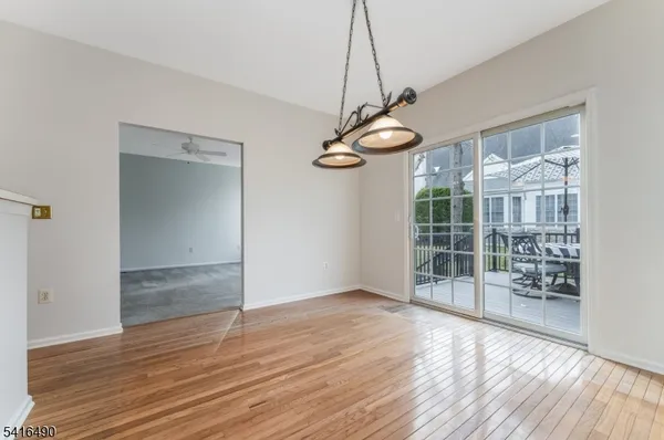 $589,900 | 4 Pinehurst Circle, Annandale, NJ 08801