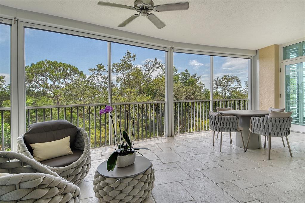 401 North Point Road, Unit 304 Osprey, FL 34229 - Photo 15 of 95