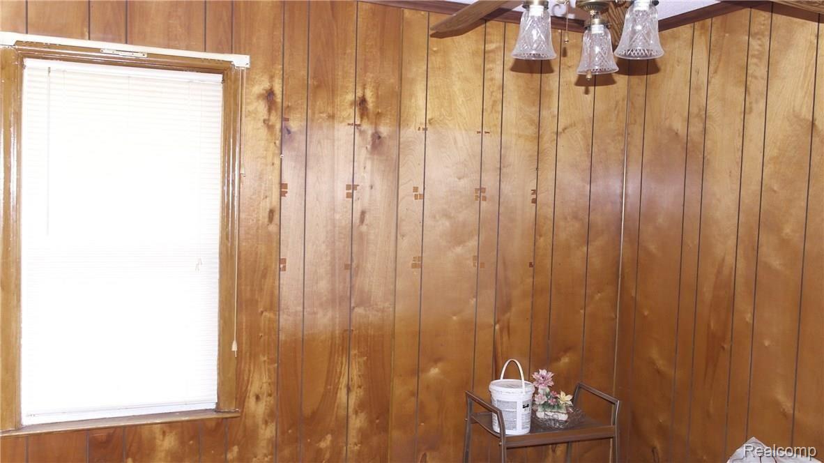 26905 Andover Street Inkster, MI 48141 - Photo 16 of 30 SAM_1991.JPG