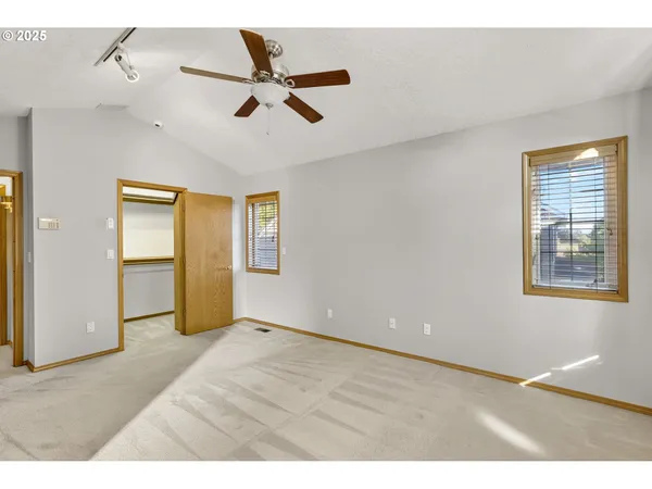 $579,900 | 535 Northeast 24th Street, Gresham, OR 97030