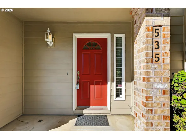 $579,900 | 535 Northeast 24th Street, Gresham, OR 97030