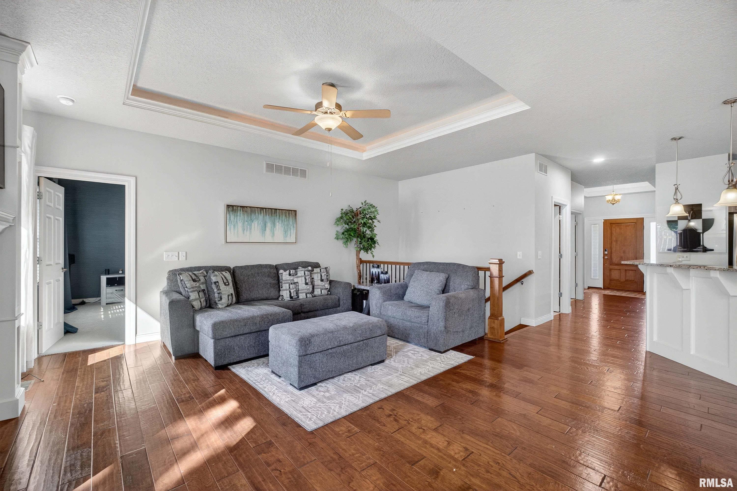 3115 Meridith Way Bettendorf, IA 52722 - Photo 16 of 40 Gallery Image 16