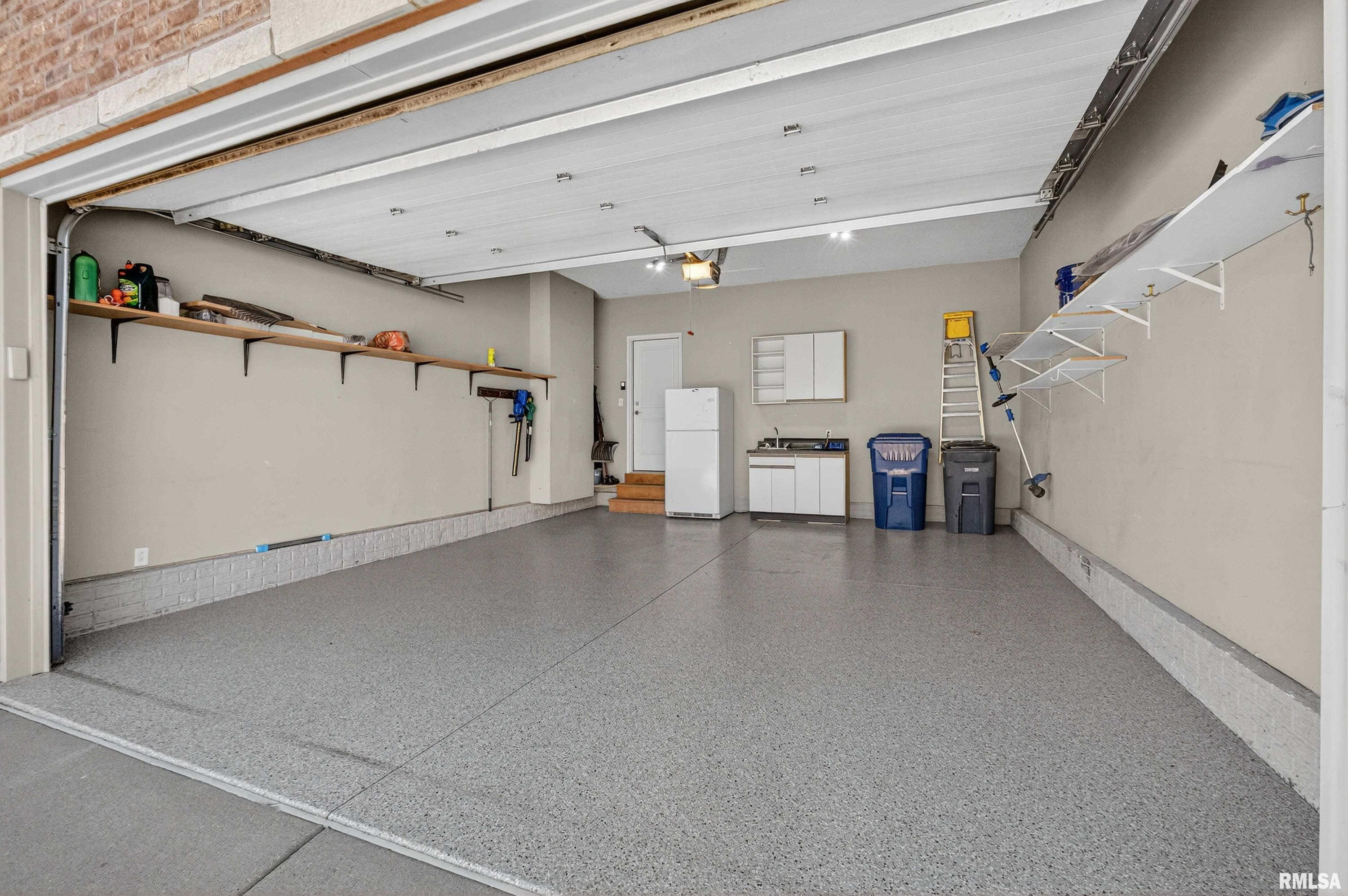 3115 Meridith Way Bettendorf, IA 52722 - Photo 36 of 40 Gallery Image 36
