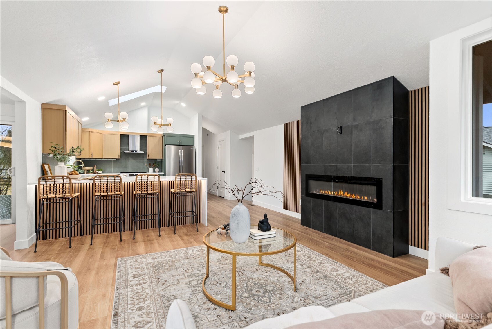 20733 Elberta Road Lynnwood, WA 98036 - Photo 14 of 40