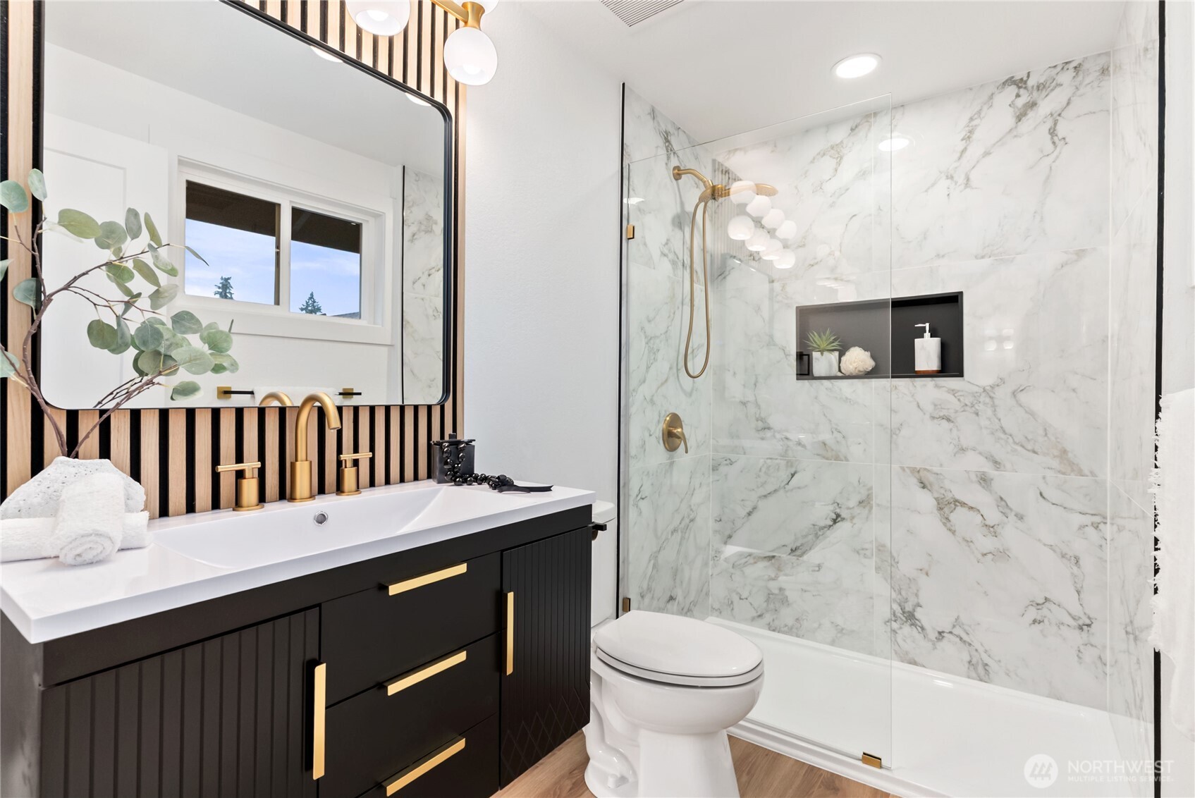 20733 Elberta Road Lynnwood, WA 98036 - Photo 24 of 40