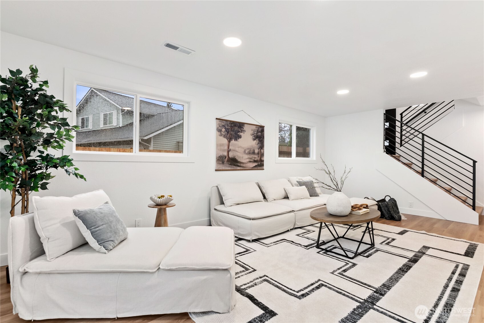 20733 Elberta Road Lynnwood, WA 98036 - Photo 27 of 40