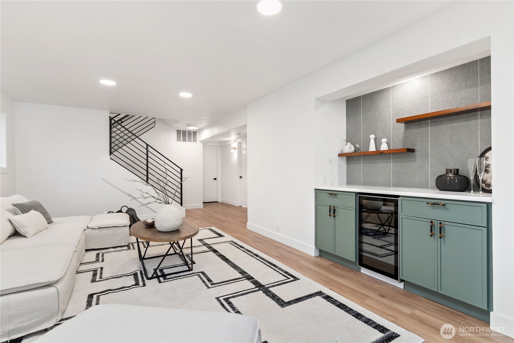 20733 Elberta Road Lynnwood, WA 98036 - Photo 28 of 40