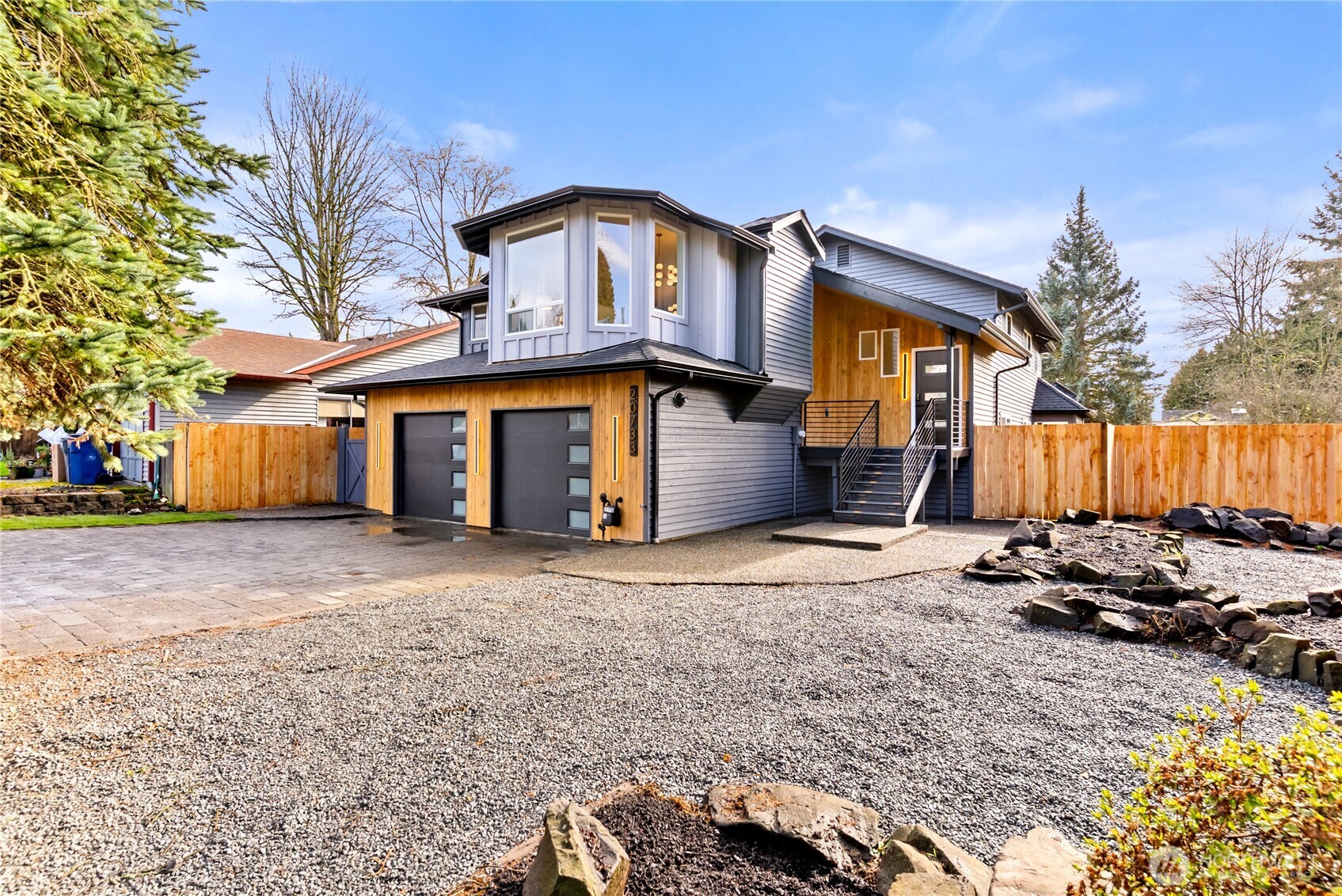 20733 Elberta Road Lynnwood, WA 98036 - Photo 3 of 40