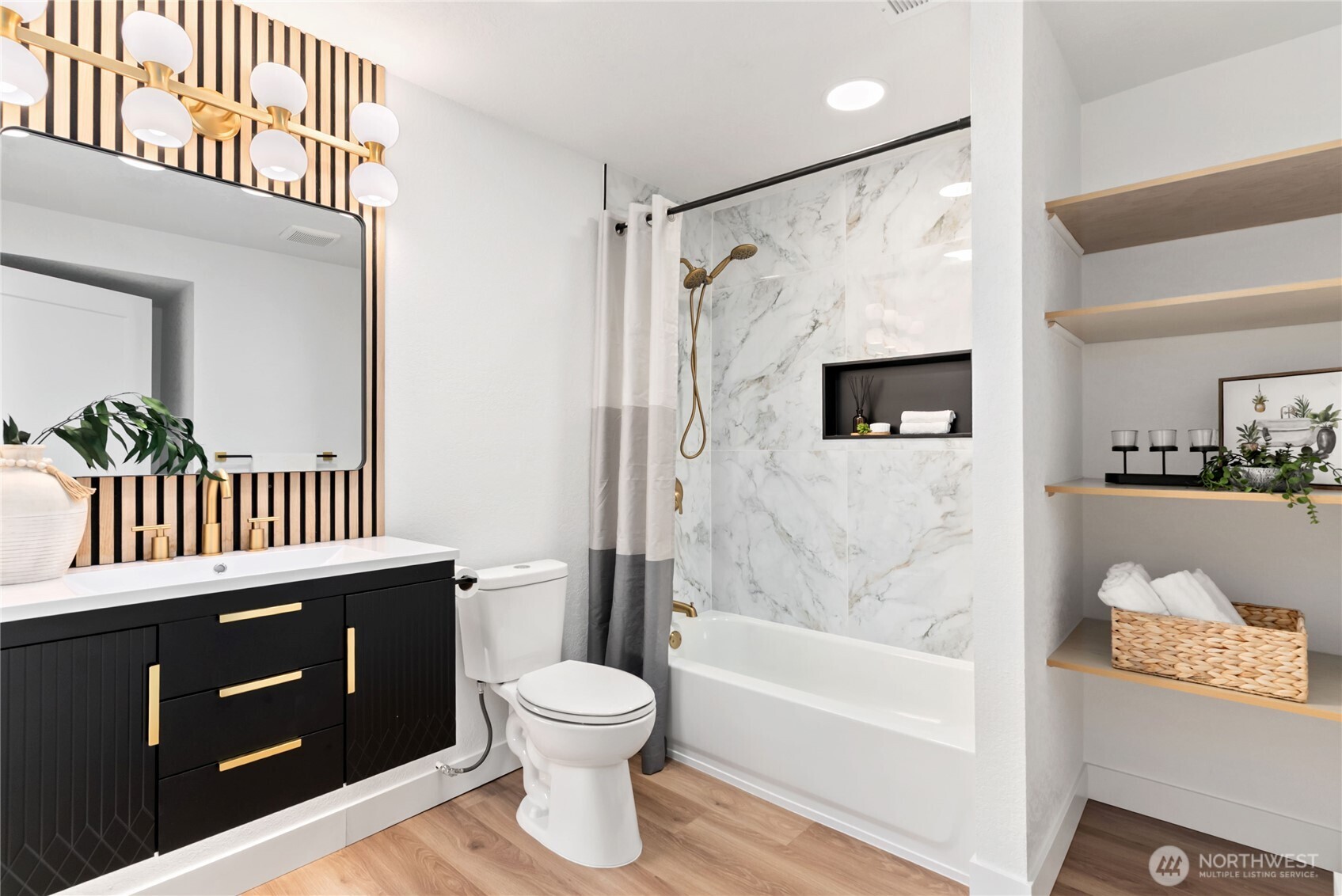 20733 Elberta Road Lynnwood, WA 98036 - Photo 34 of 40