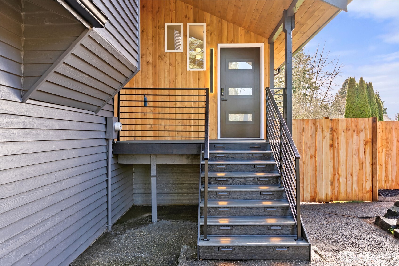 20733 Elberta Road Lynnwood, WA 98036 - Photo 4 of 40