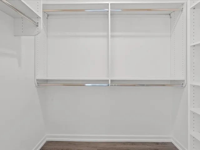 $4,150 | 808 North Cleveland Avenue, Unit 1712, Chicago, IL 60610