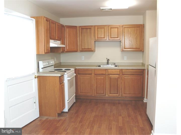 631 River Road Dover, DE 19901 - Photo 14 of 25 Kitchen