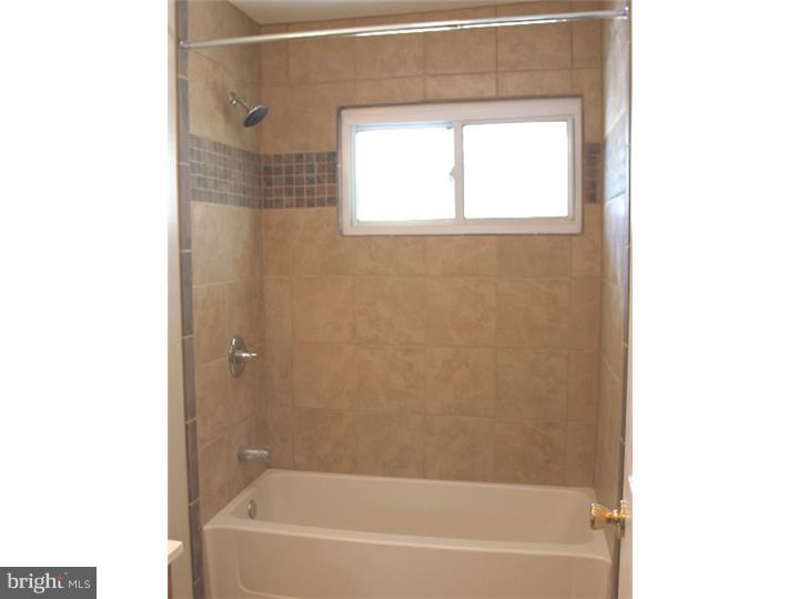 631 River Road Dover, DE 19901 - Photo 20 of 25 Bathroom