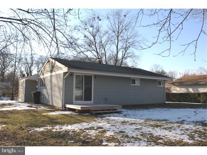 631 River Road Dover, DE 19901 - Photo 7 of 25 Back Yard