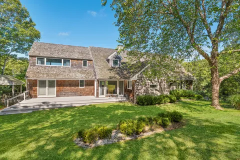 $3,795,000 | 28 Deer Ridge Trail, Water Mill, NY 11976