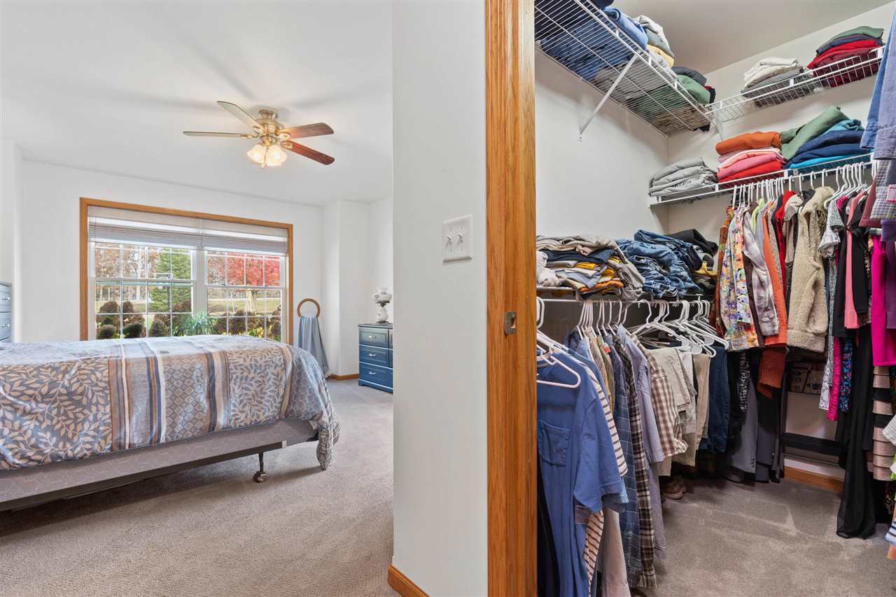 5709 Oak Crest Hill Road Southeast Riverside, IA 52327 - Photo 24 of 70 Gallery Image 24