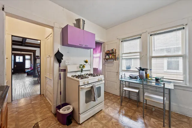 $89,900 | 2223 North 17th Street, Unit 2225, Milwaukee, WI 53205