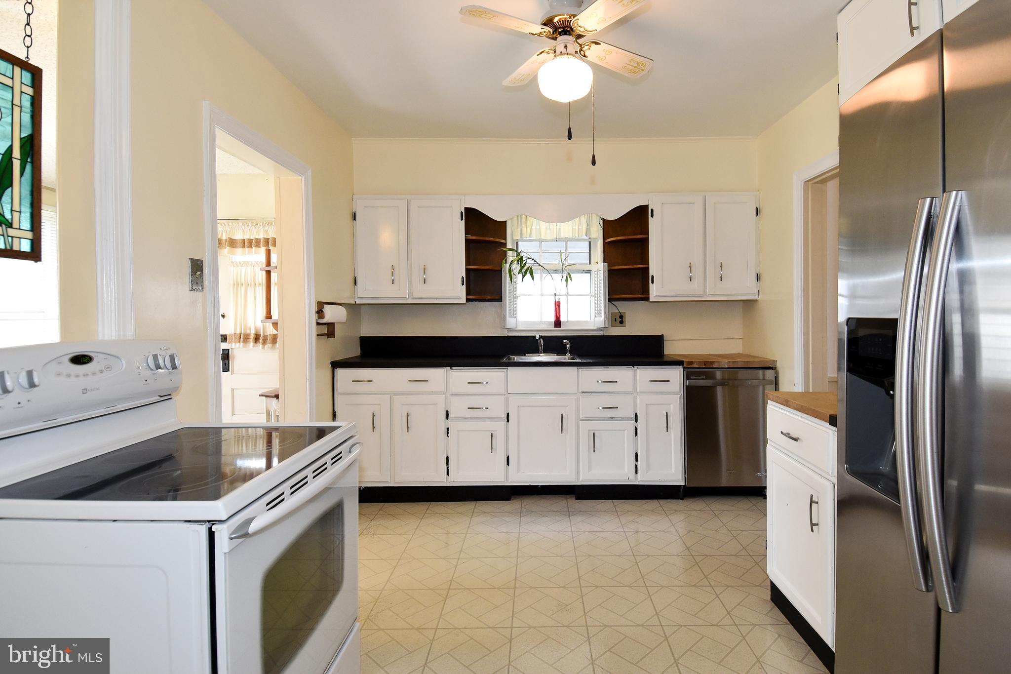 11114 Midvale Road Kensington, MD 20895 - Photo 15 of 36 Gallery Image 15