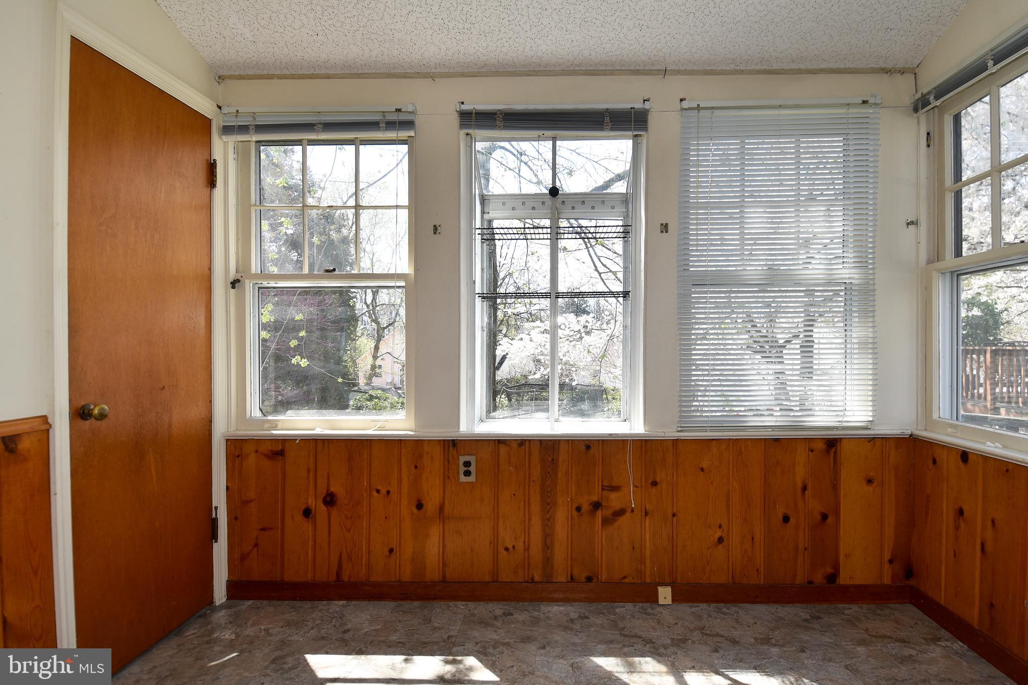 11114 Midvale Road Kensington, MD 20895 - Photo 19 of 36 Gallery Image 19