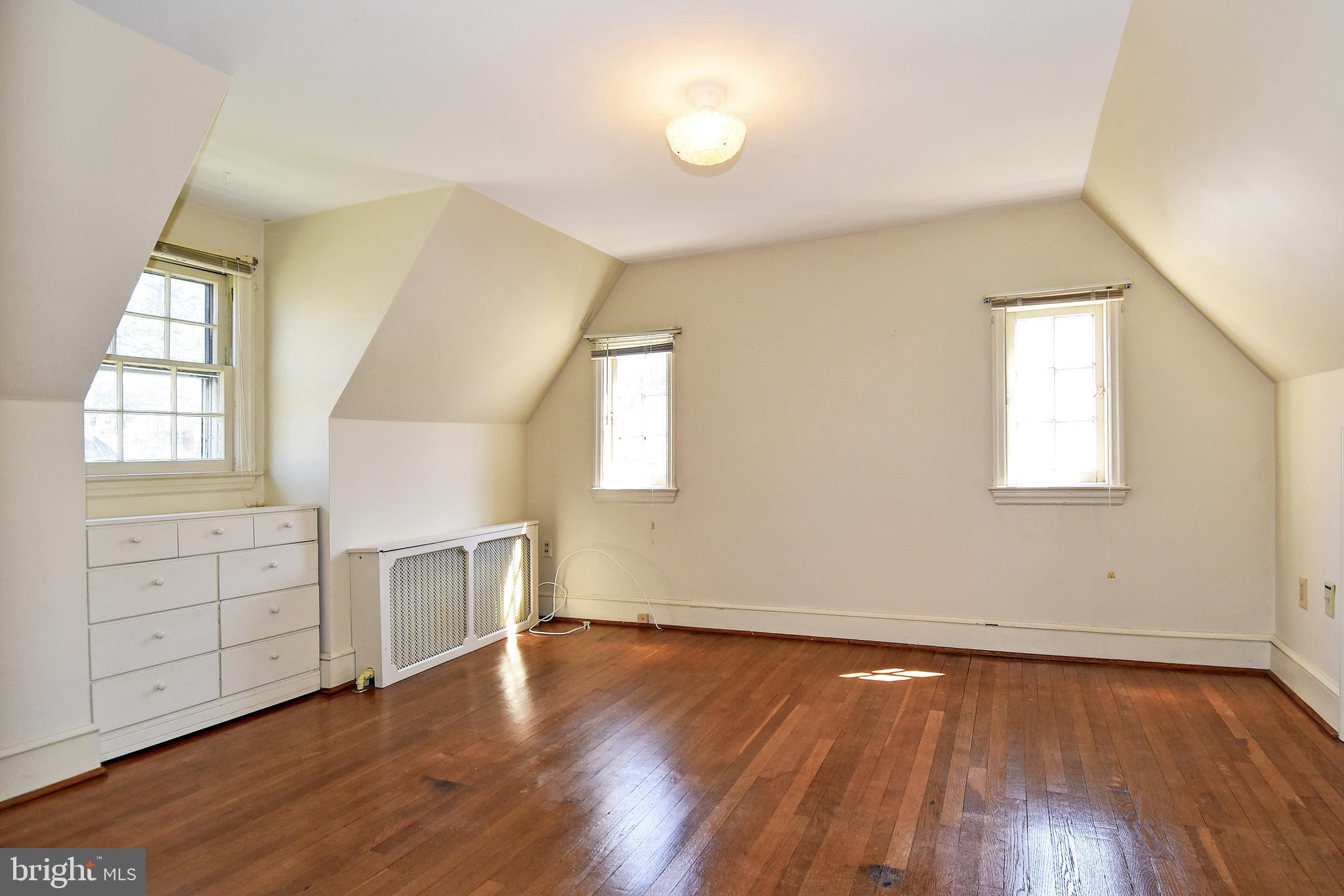 11114 Midvale Road Kensington, MD 20895 - Photo 21 of 36 Gallery Image 21