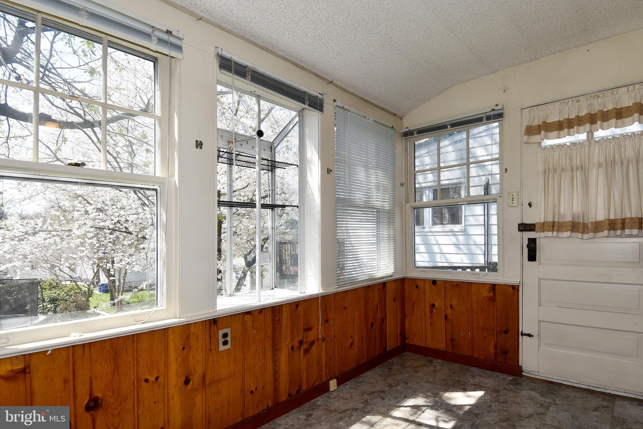 11114 Midvale Road Kensington, MD 20895 - Photo 23 of 36 Gallery Image 23