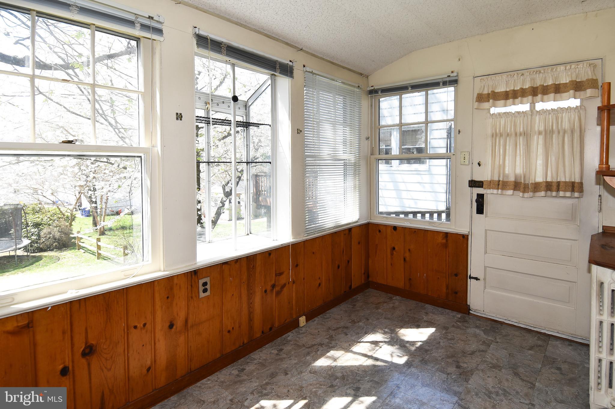 11114 Midvale Road Kensington, MD 20895 - Photo 24 of 36 Gallery Image 24