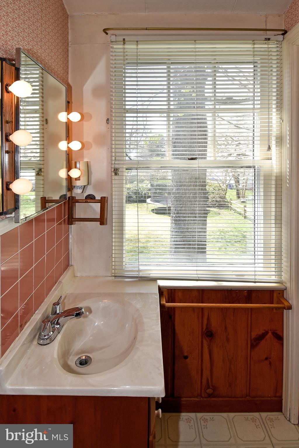 11114 Midvale Road Kensington, MD 20895 - Photo 26 of 36 Gallery Image 26