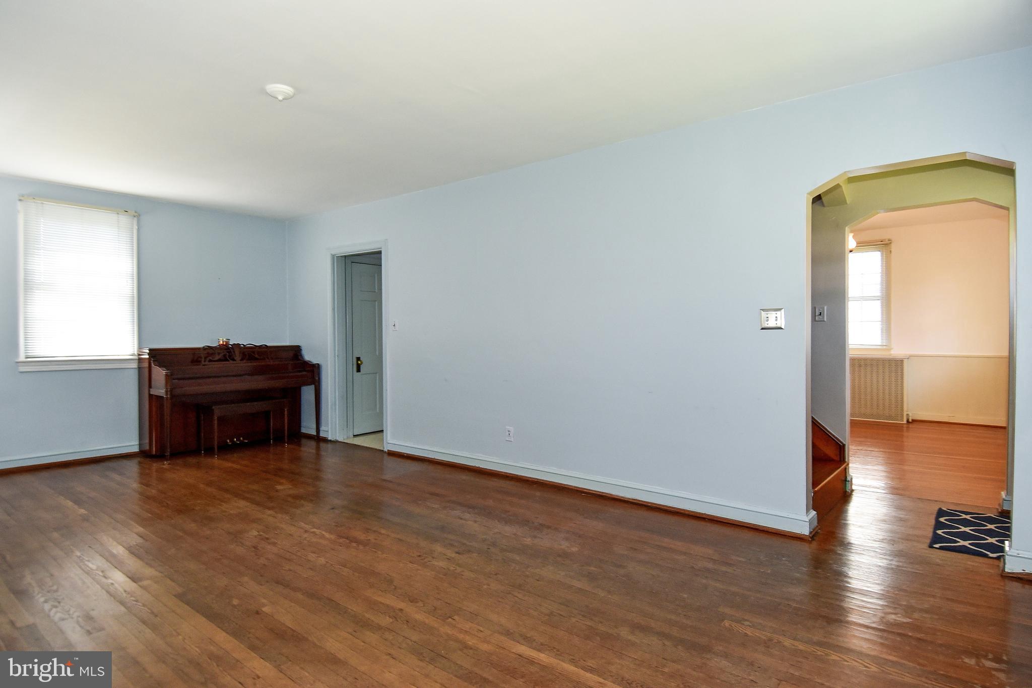11114 Midvale Road Kensington, MD 20895 - Photo 9 of 36 Gallery Image 9