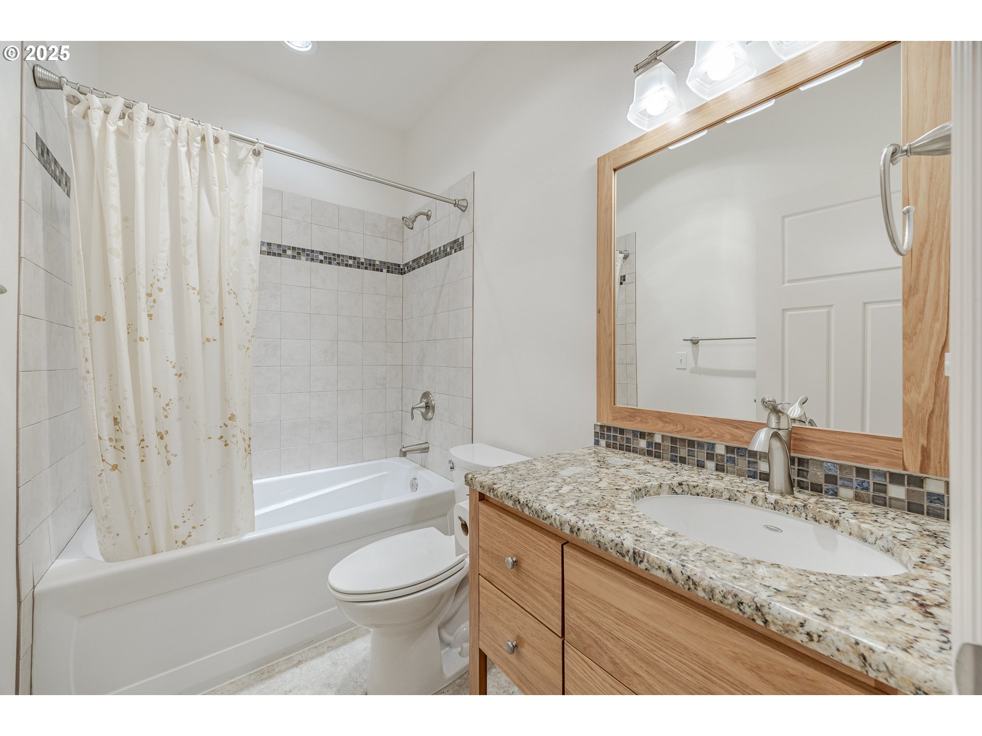 369 Camrin Loop Creswell, OR 97426 - Photo 24 of 37 Gallery Image 24