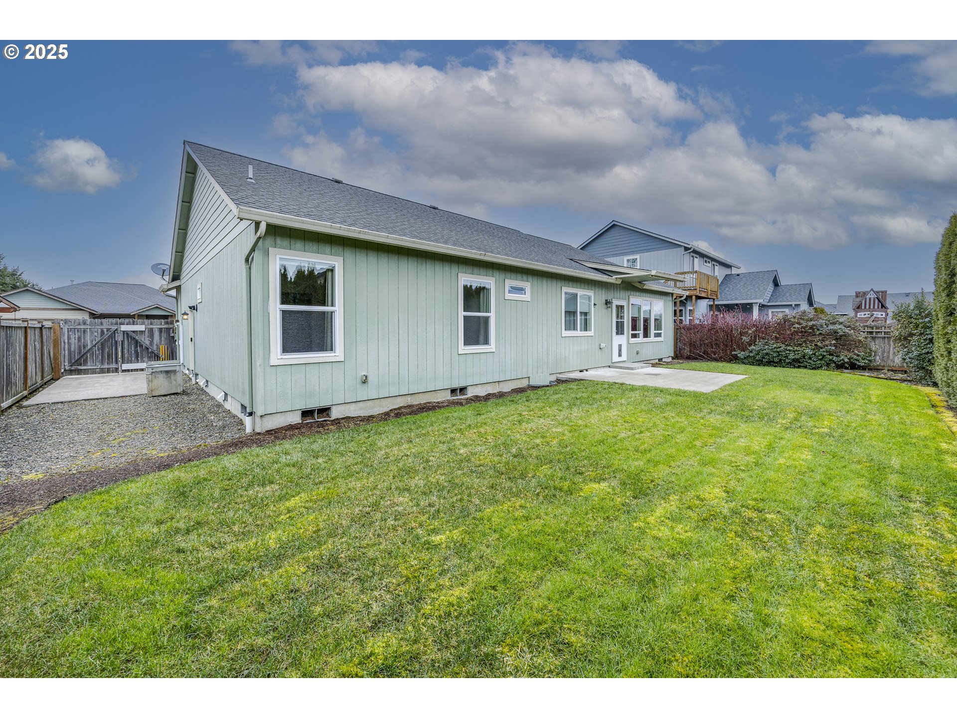 369 Camrin Loop Creswell, OR 97426 - Photo 36 of 37 Gallery Image 36