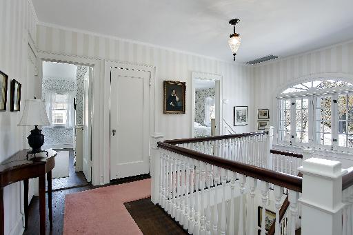 277 Ridge Avenue Winnetka, IL 60093 - Photo 6 of 9