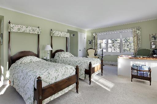 277 Ridge Avenue Winnetka, IL 60093 - Photo 7 of 9