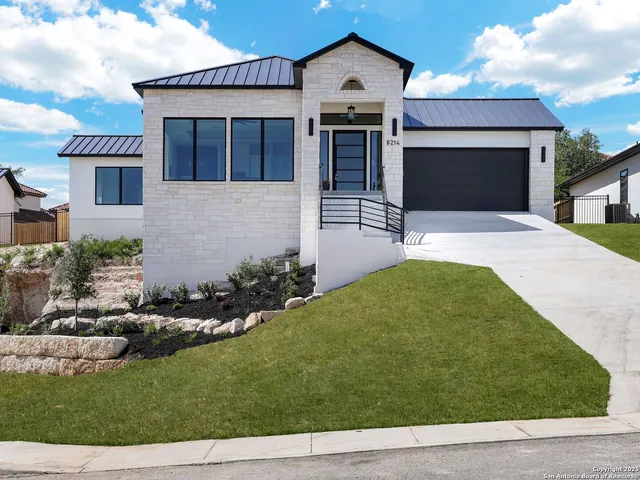 $3,690 | 8214 Sierra Hermosa, San Antonio, TX 78255