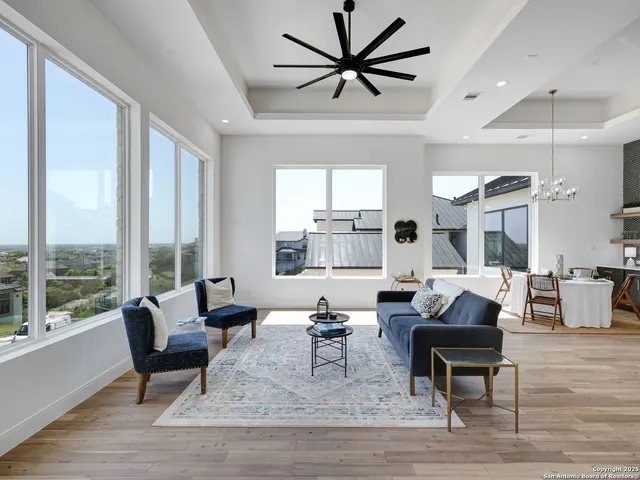 $3,690 | 8214 Sierra Hermosa, San Antonio, TX 78255