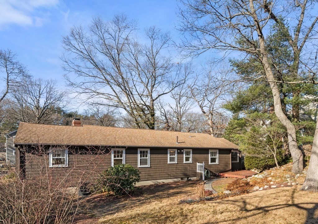 54 Manchester Road Newton, MA 02461 - Photo 35 of 40 front view of a house with a yard