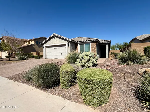 $2,500 | 9464 West Fallen Leaf Lane, Peoria, AZ 85383