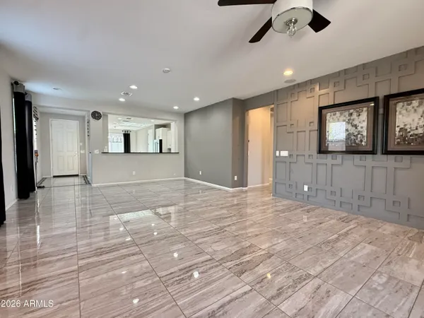 $2,500 | 9464 West Fallen Leaf Lane, Peoria, AZ 85383