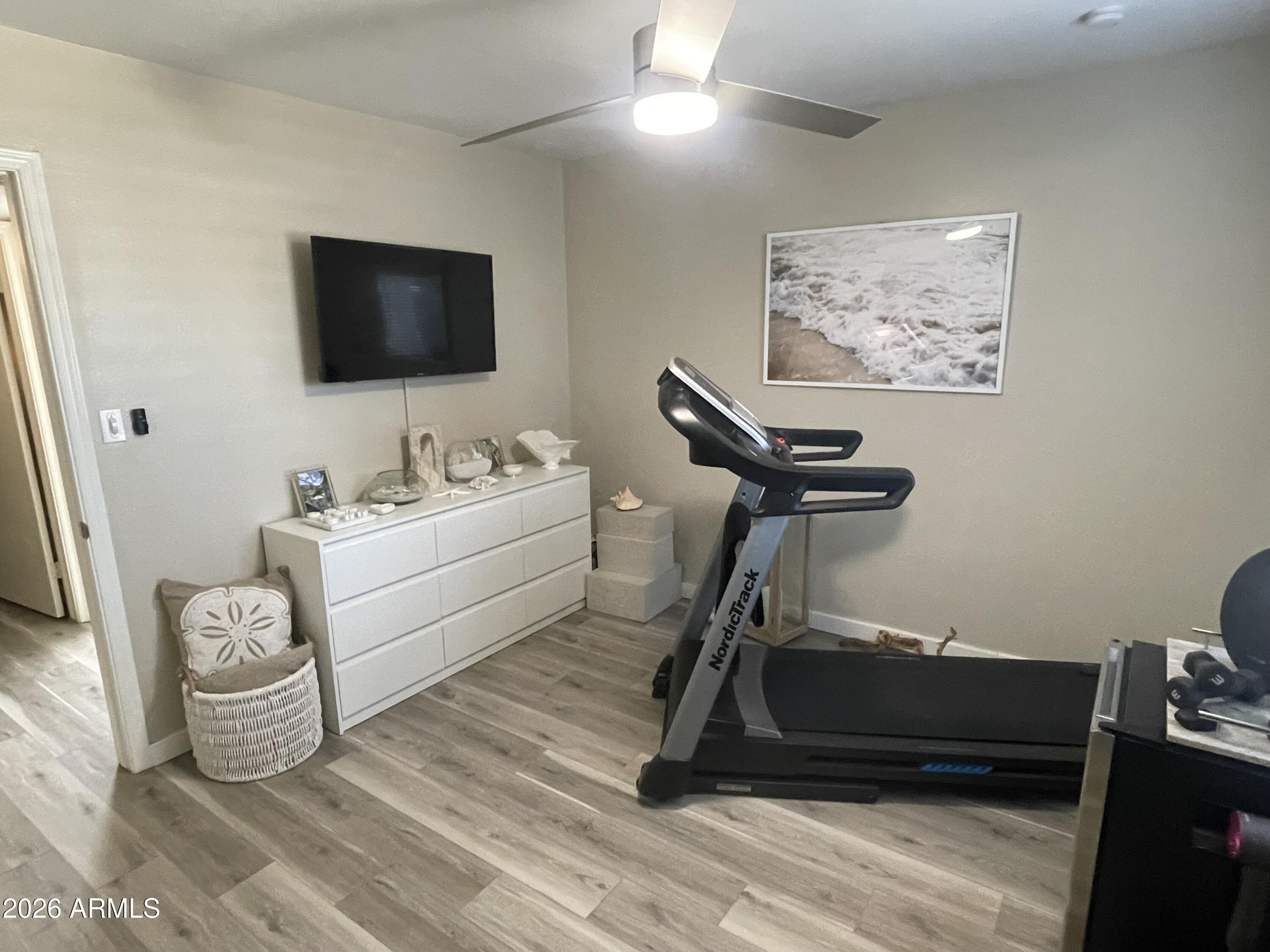 2701 East Cactus Road Phoenix, AZ 85028 - Photo 11 of 57