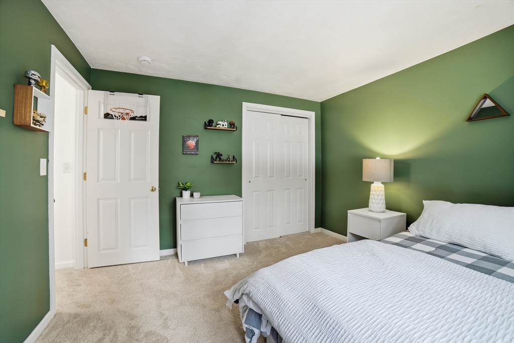 43 Carriage Hill Road Northborough, MA 01532 - Photo 26 of 35