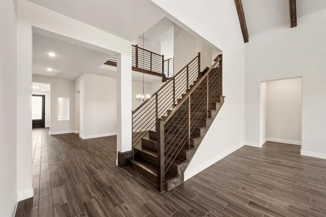 a view of entryway and hall