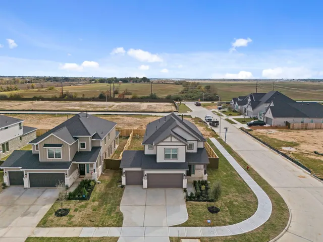 $408,000 | 300 Goldeneye Duck Drive, Hempstead, TX 77445