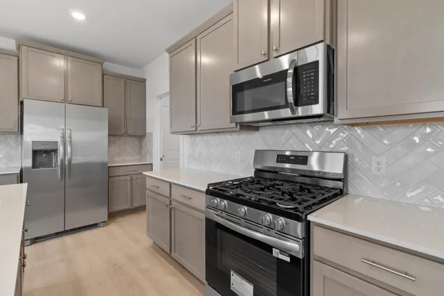 $408,000 | 300 Goldeneye Duck Drive, Hempstead, TX 77445