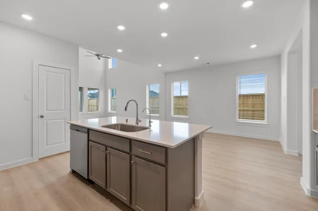 $408,000 | 300 Goldeneye Duck Drive, Hempstead, TX 77445